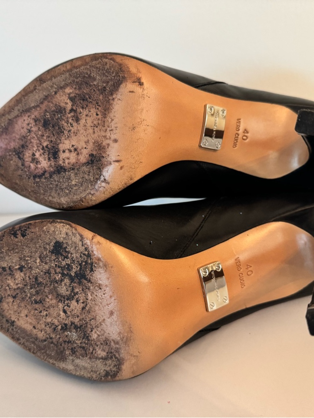 Michael Kors Black Leather Pointed Toe Stiletto Ankle Boots - Picture 3 of 6